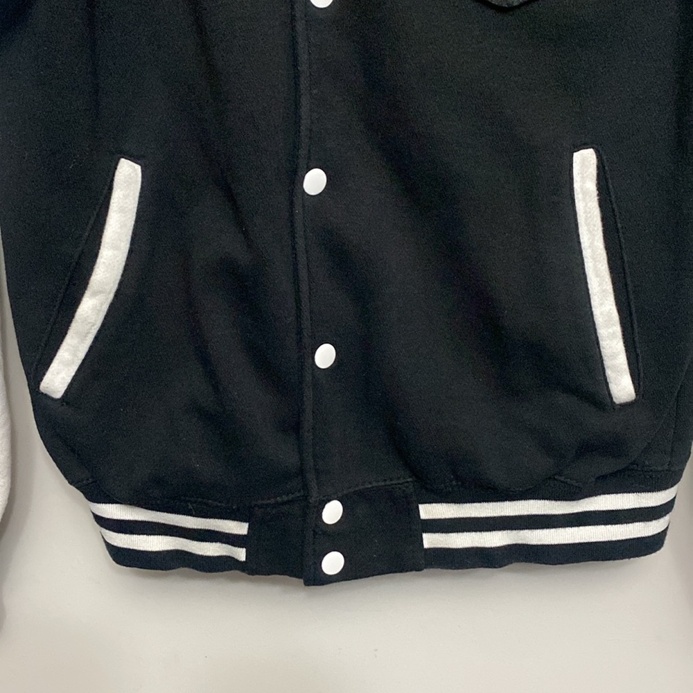 Jacket 🧥 - Picture 11 of 11